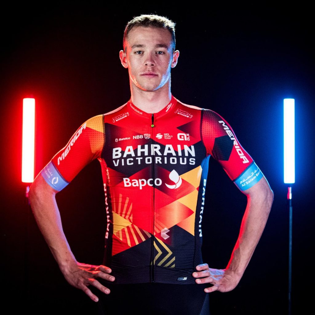 maillot-bahrain-2023