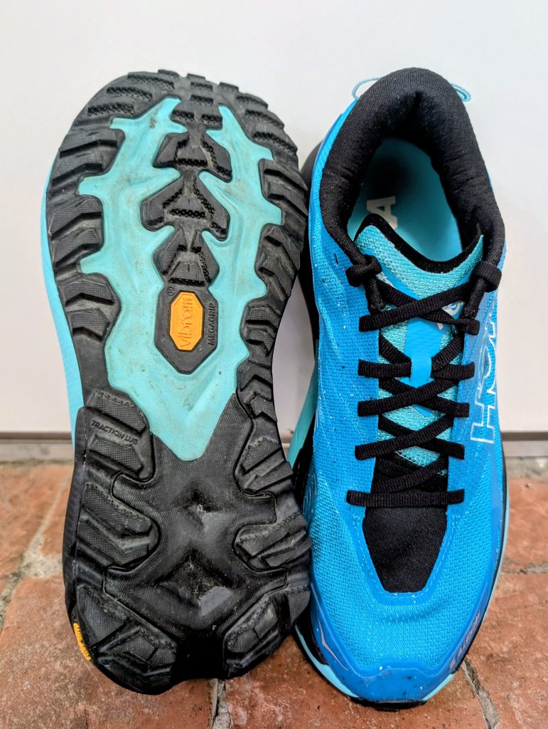 crampons et semelle vibram de la Hoka Mafate 5